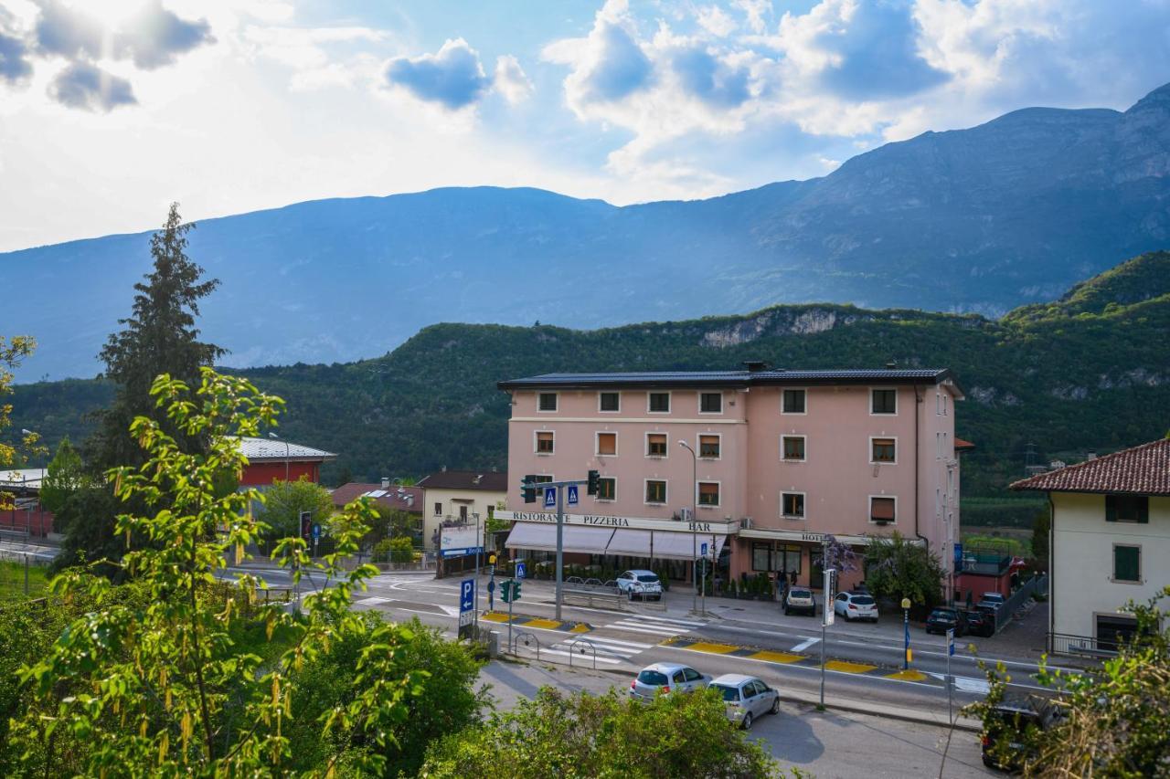 Almamed Hotel San Leonardo Vigolo Baselga Exterior foto